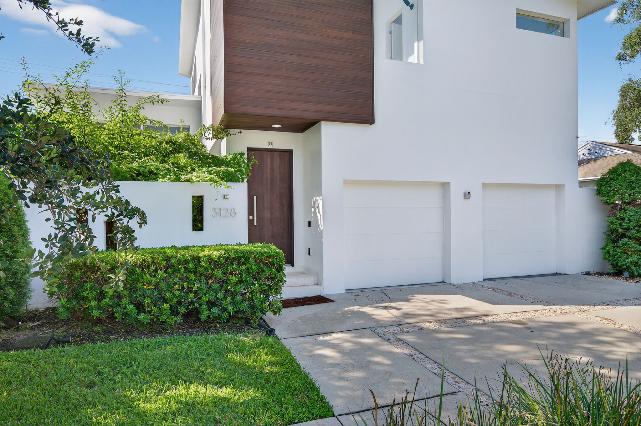 Exteriors (7)