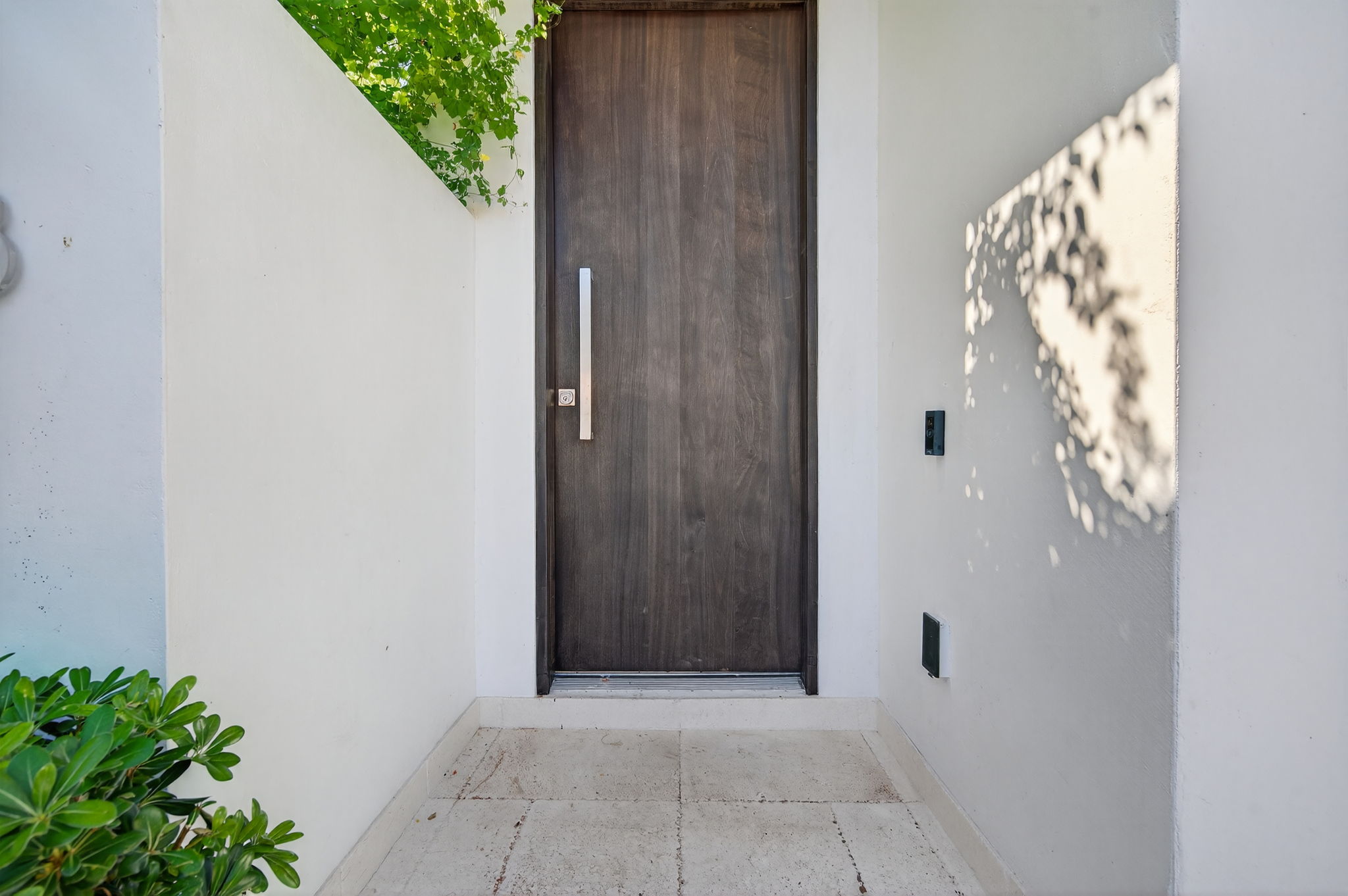 Exteriors (10)