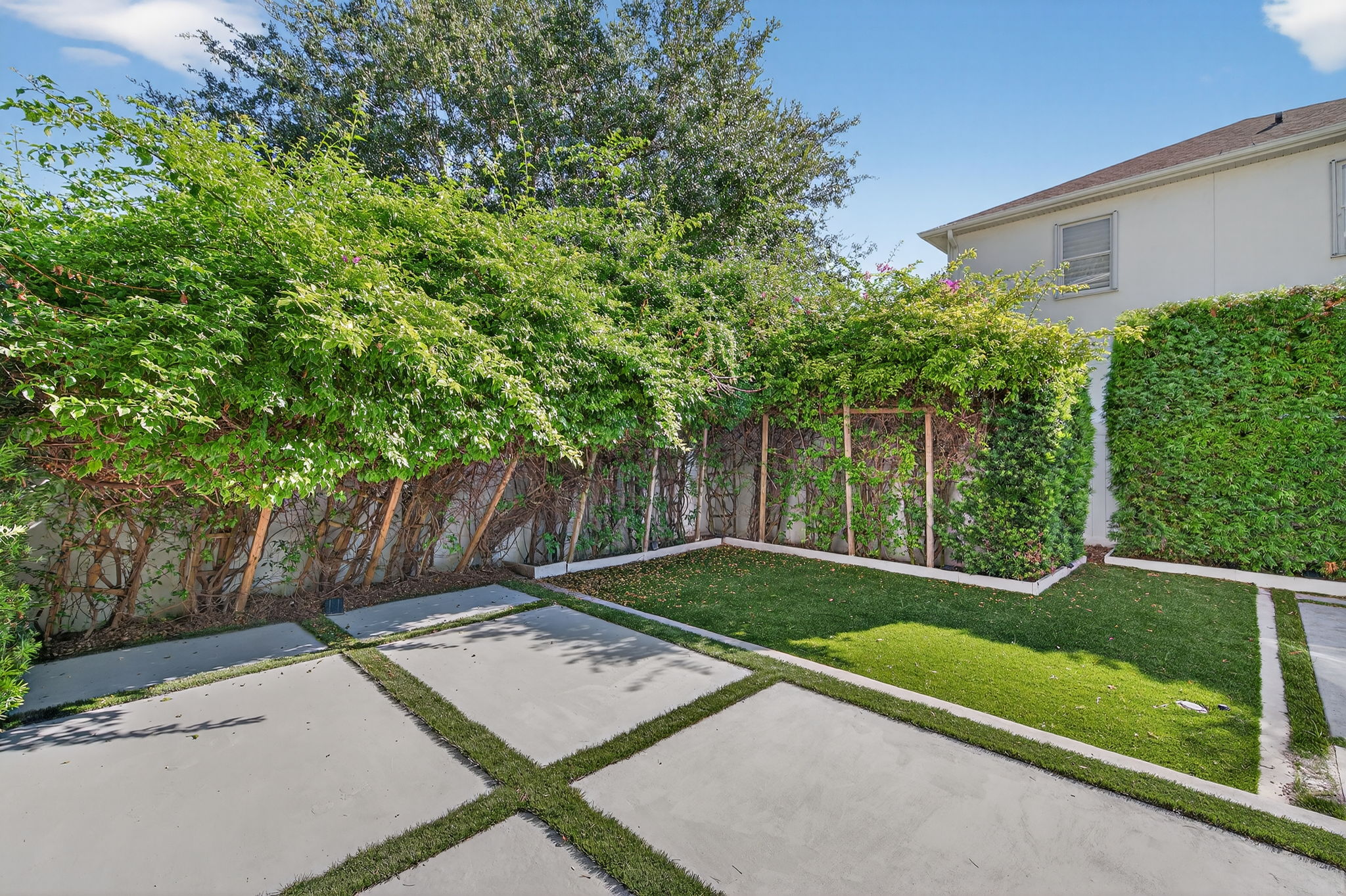 Exteriors (12)