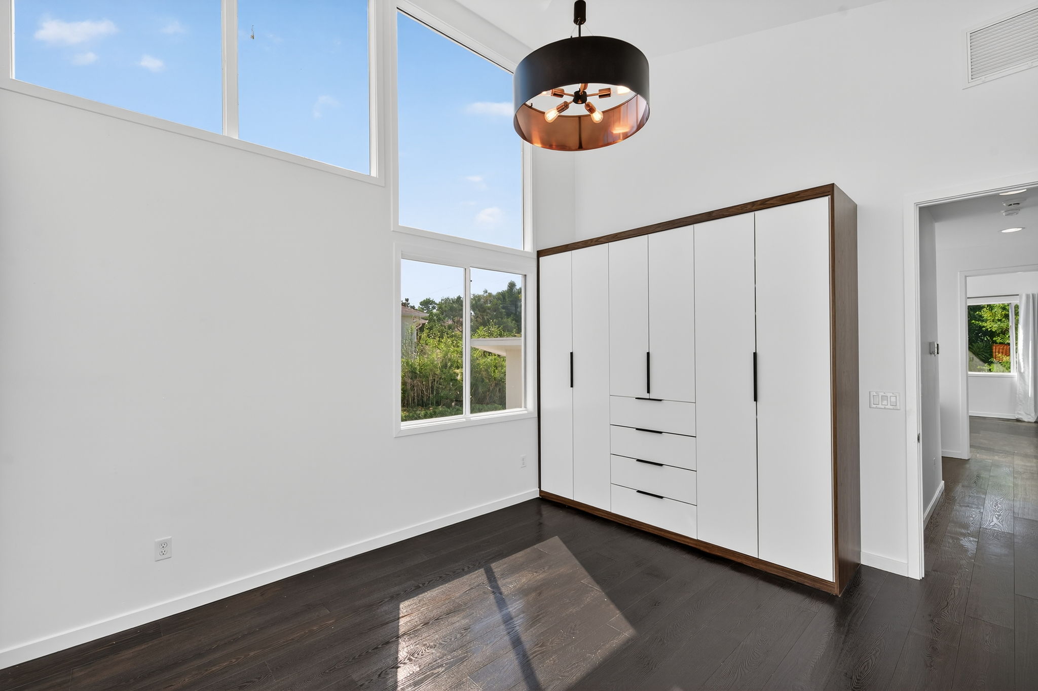 Interiors (26)