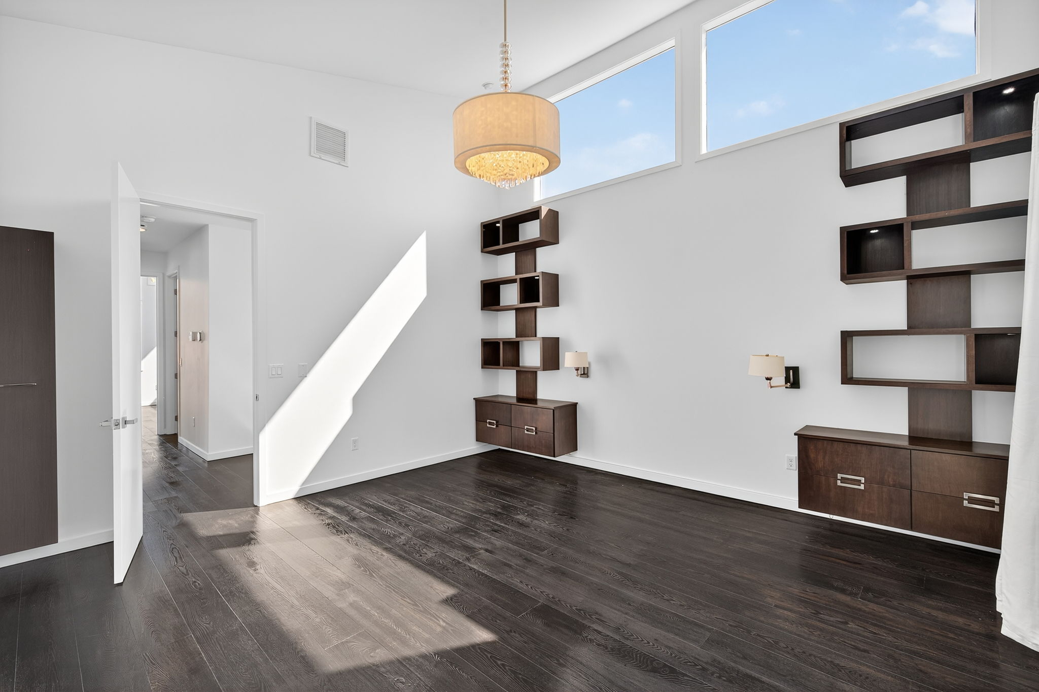 Interiors (38)