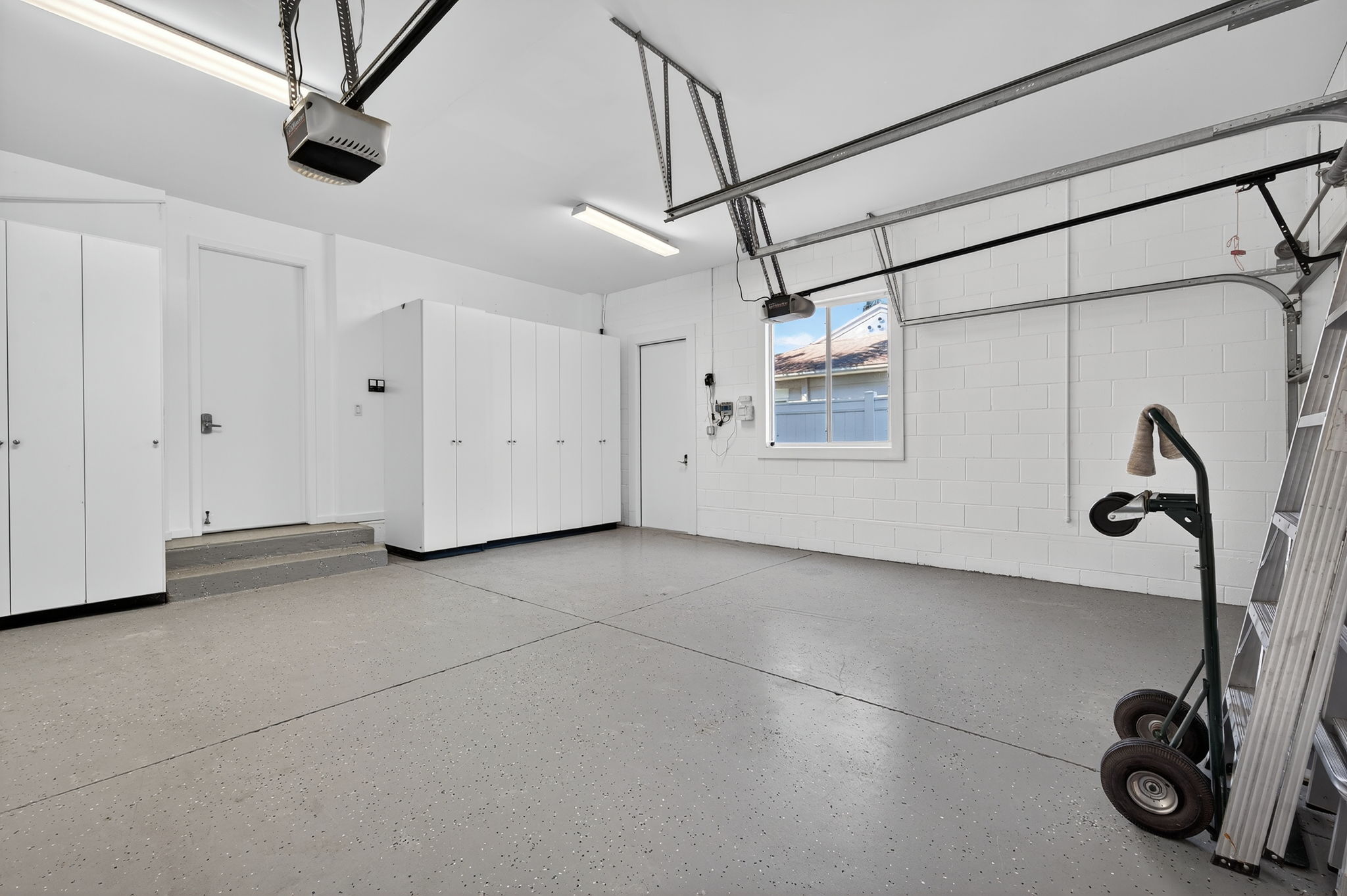 Interiors (44)