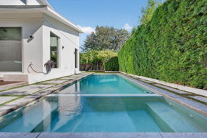 Exteriors (19)