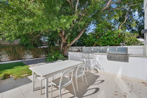 Exteriors (23)