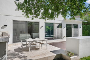 Exteriors (32)