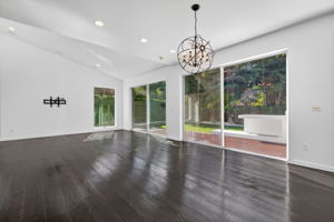 Interiors (7)