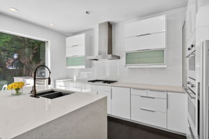 Interiors (12)