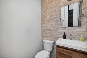 Interiors (18)