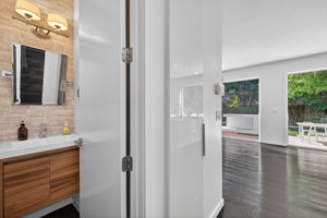 Interiors (19)