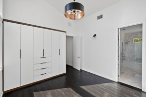 Interiors (27)