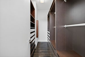 Interiors (39)