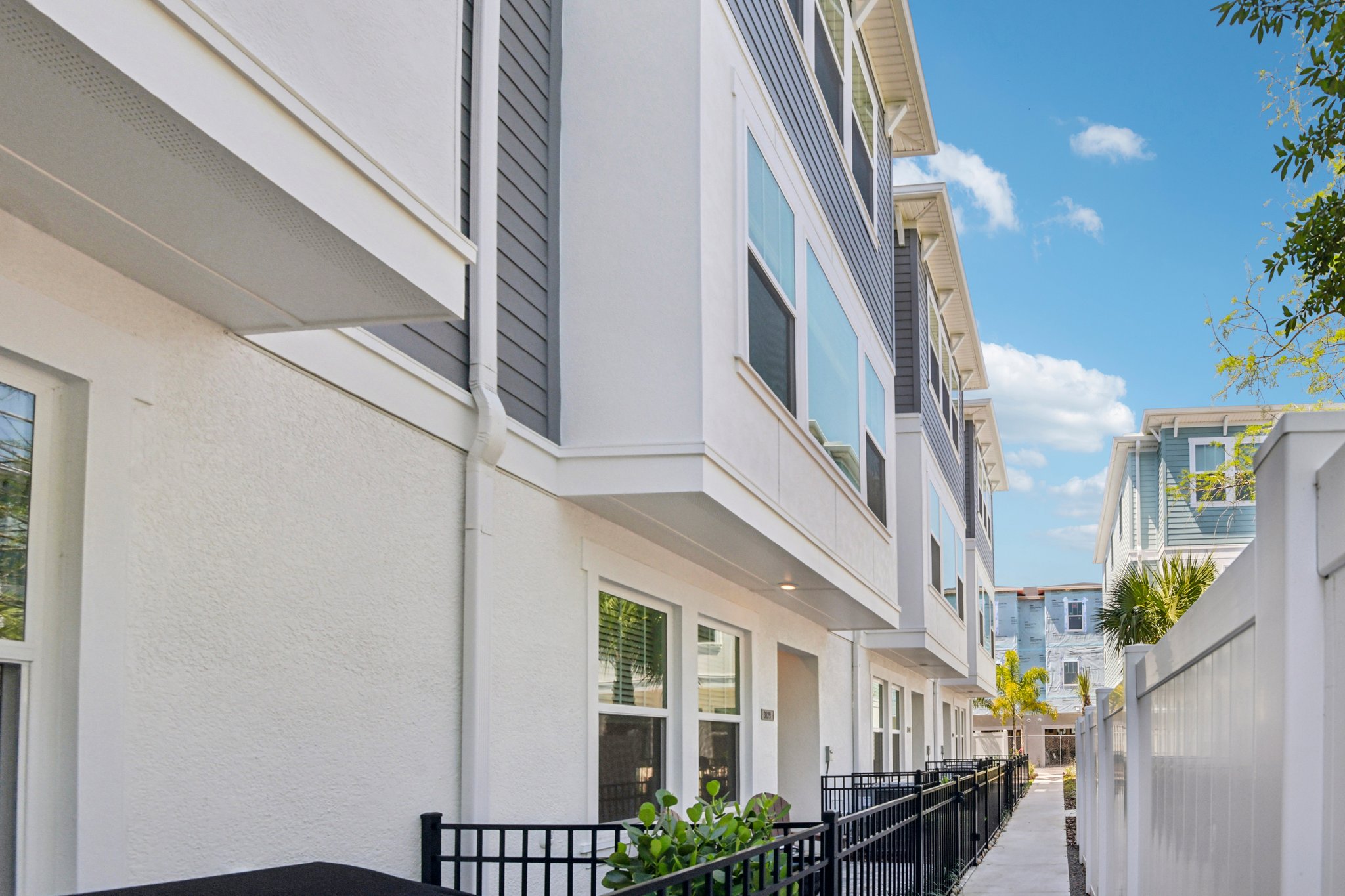 4th Ter N-S2703-002.jpg