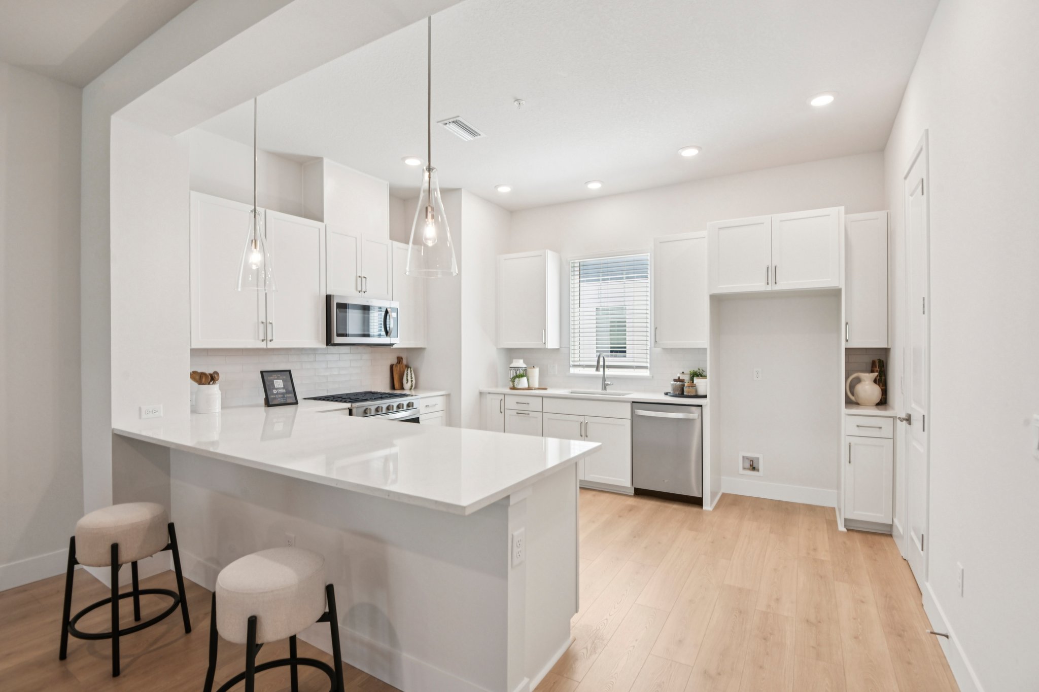 4th Ter N-S2703-014.jpg