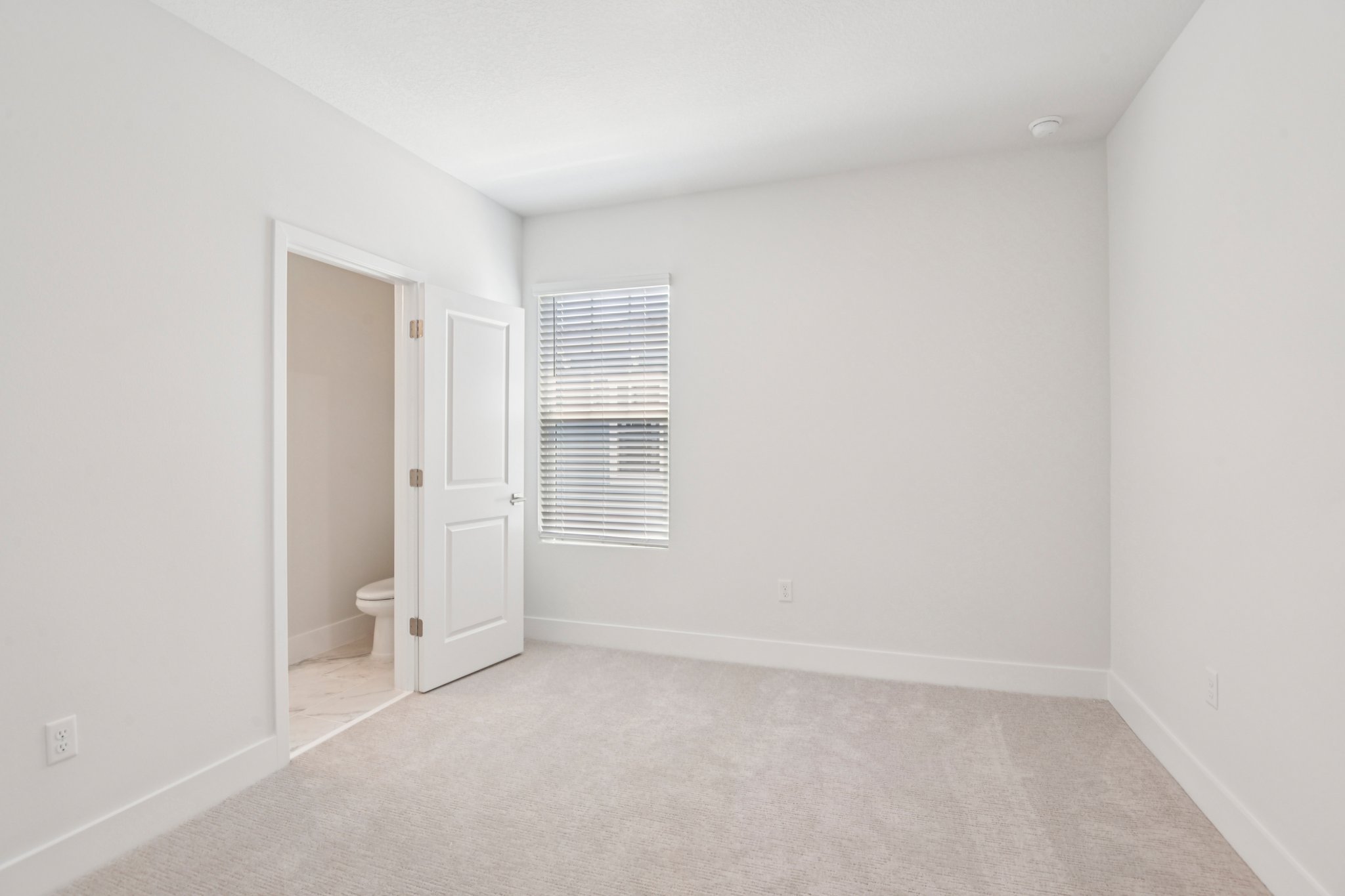 4th Ter N-S2703-024.jpg