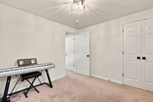  Photo 44