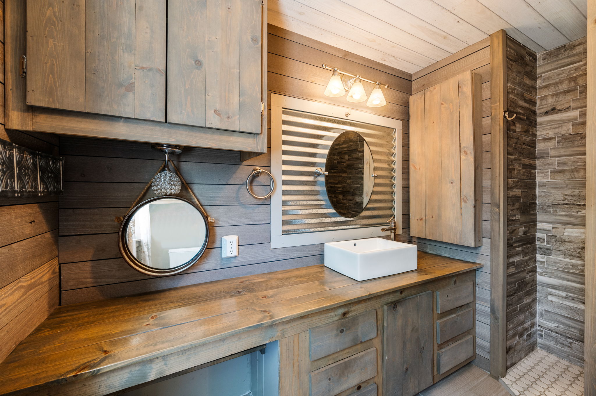 Primary Bathroom (1)