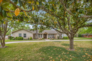 313 Columbine St, Meadowlakes, TX 78654, USA Photo 2