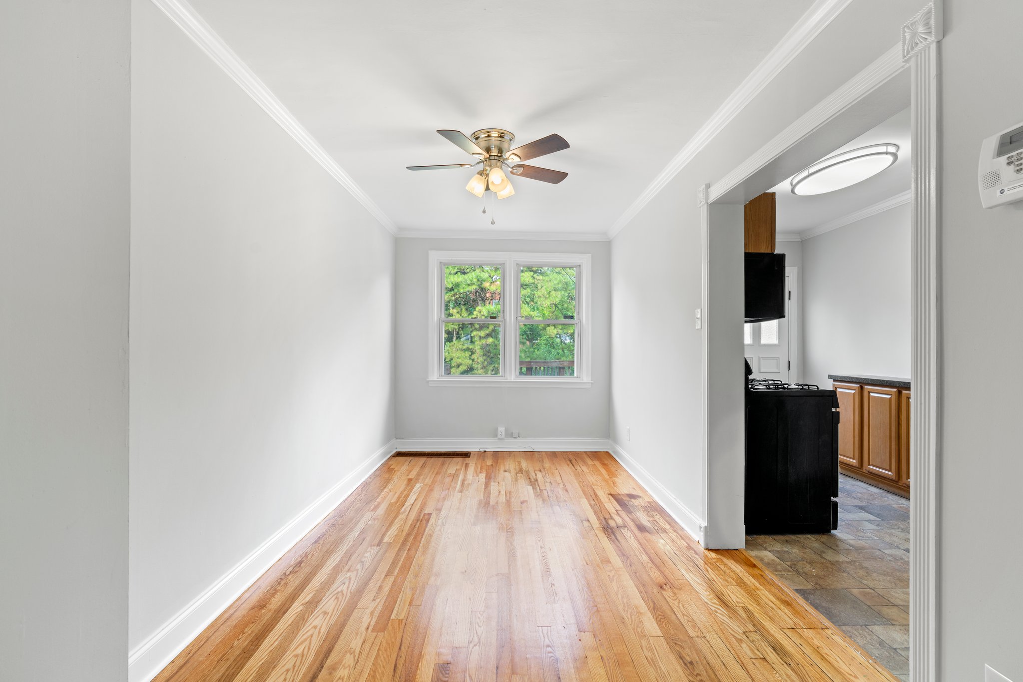 07. Dining room.JPG