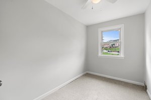 19. Upper bedroom.JPG