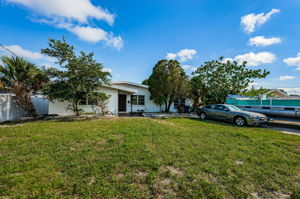 Front Exterior2-2