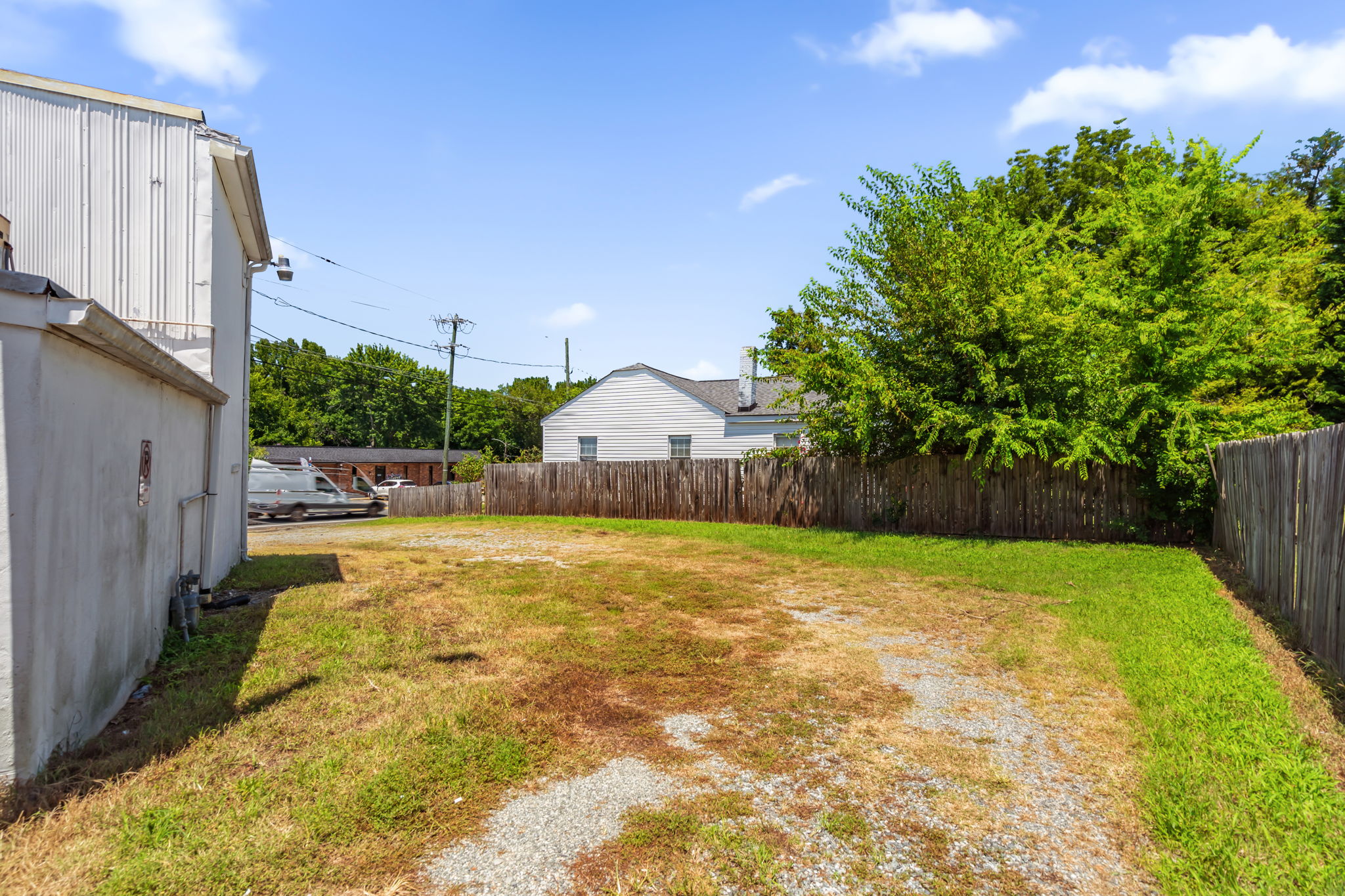 313 Providence Rd-31