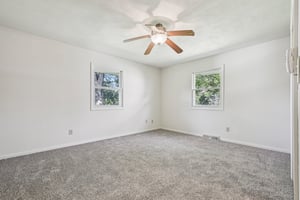 S State St-S0209-024.jpg