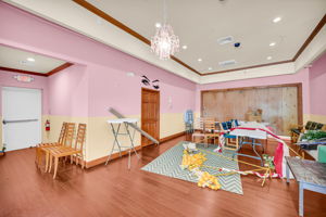  Photo 51