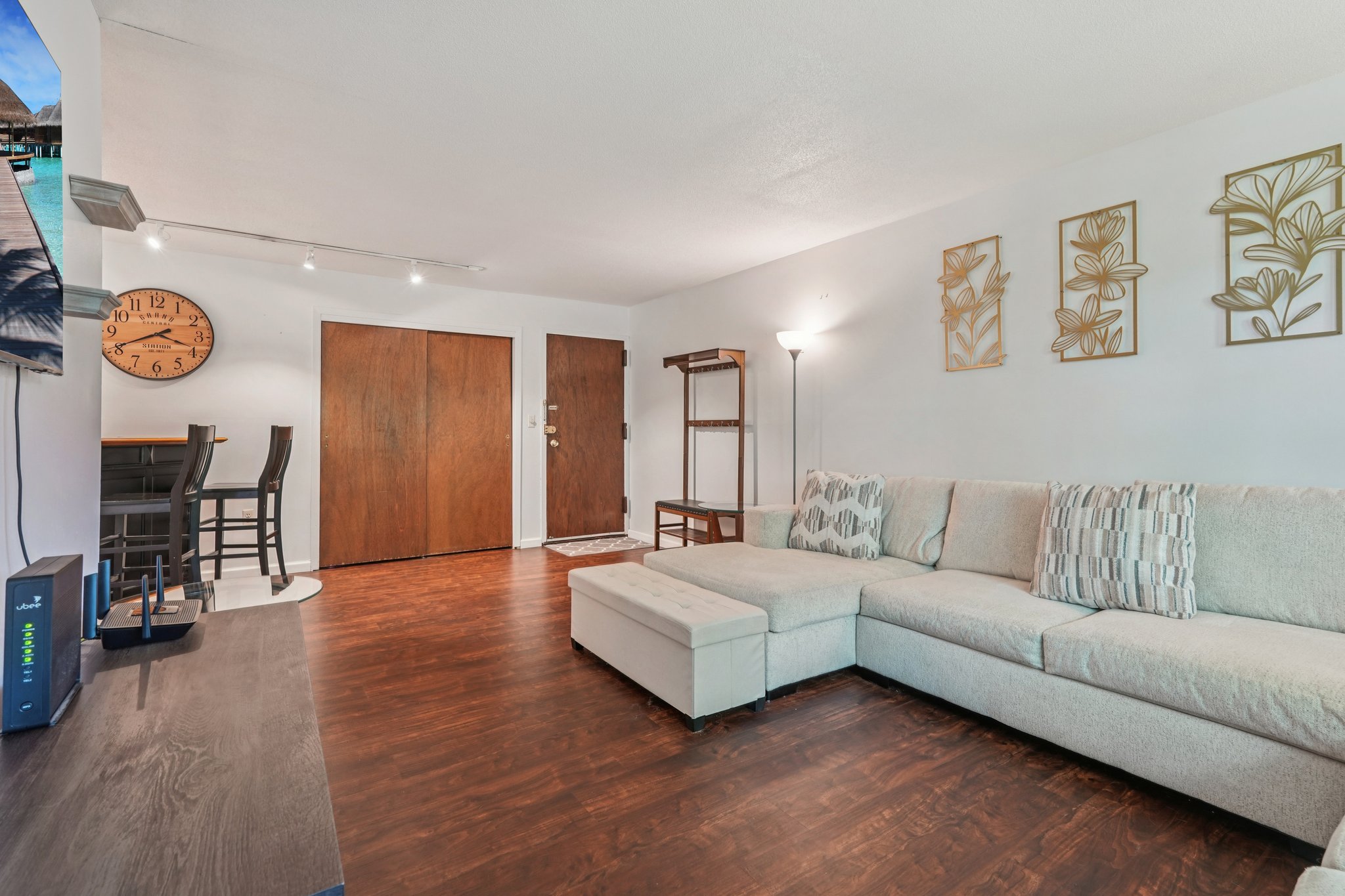 Sierra Vista Ln-0406-008.jpg
