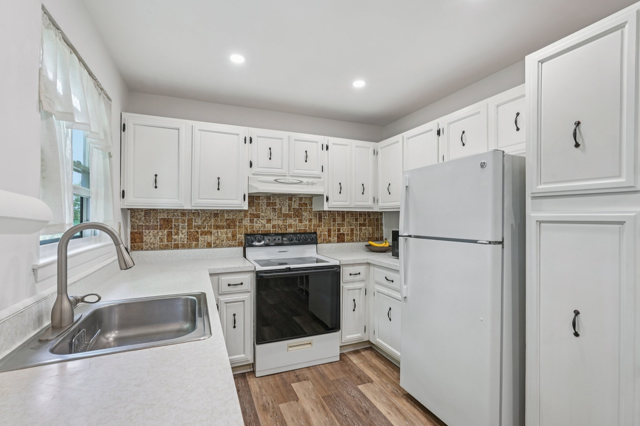 Sierra Vista Ln-0406-014.jpg