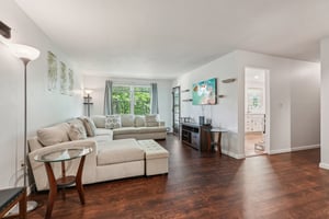 Sierra Vista Ln-0406-006.jpg