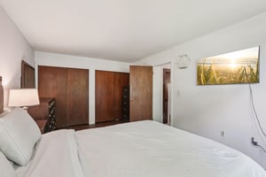 Sierra Vista Ln-0406-020.jpg