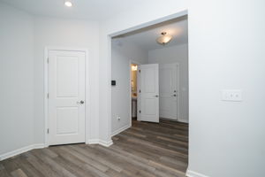 Photo 32