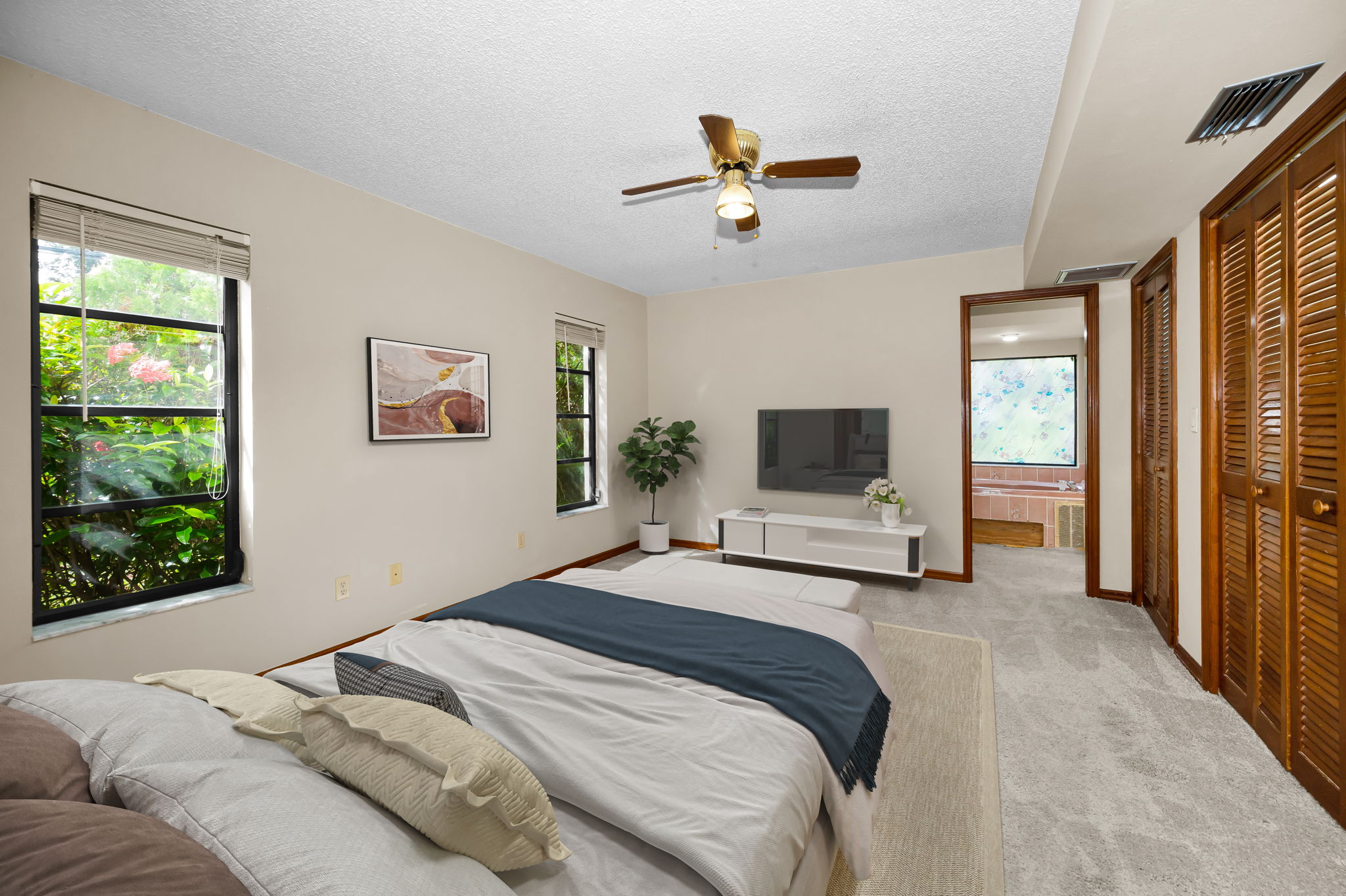Primary Bedroom1a