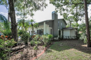 Front Exterior5