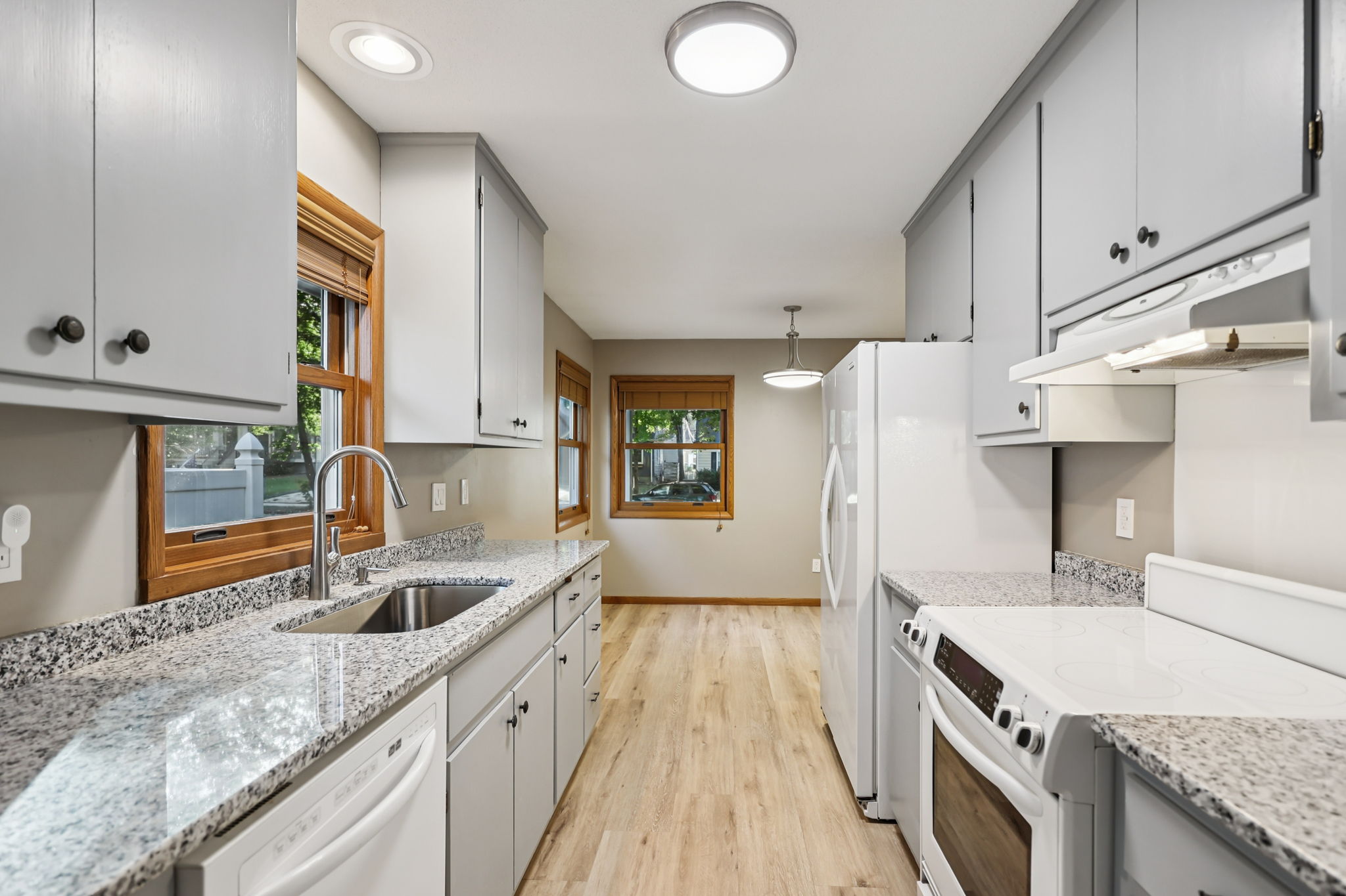 Georgia Ave S-S0910-016