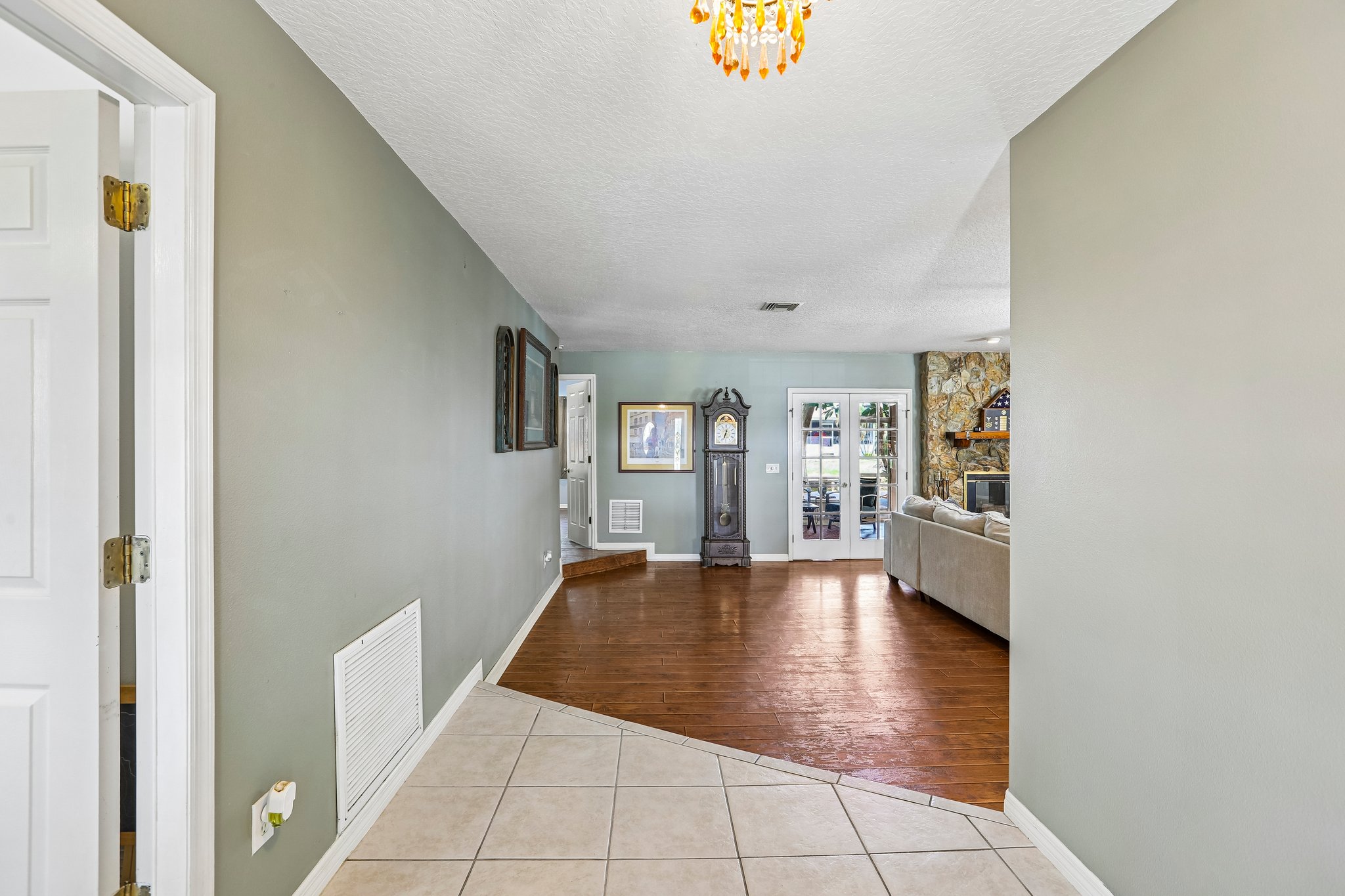 N Canal Dr-S1508-005.jpg