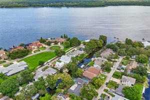 N Canal Dr-1508-902.jpg