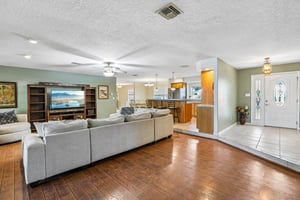 N Canal Dr-S1508-006.jpg