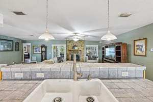 N Canal Dr-S1508-015.jpg
