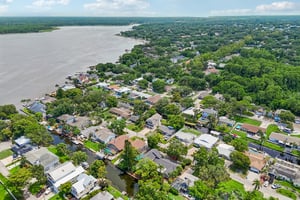 N Canal Dr-1508-909r.jpg