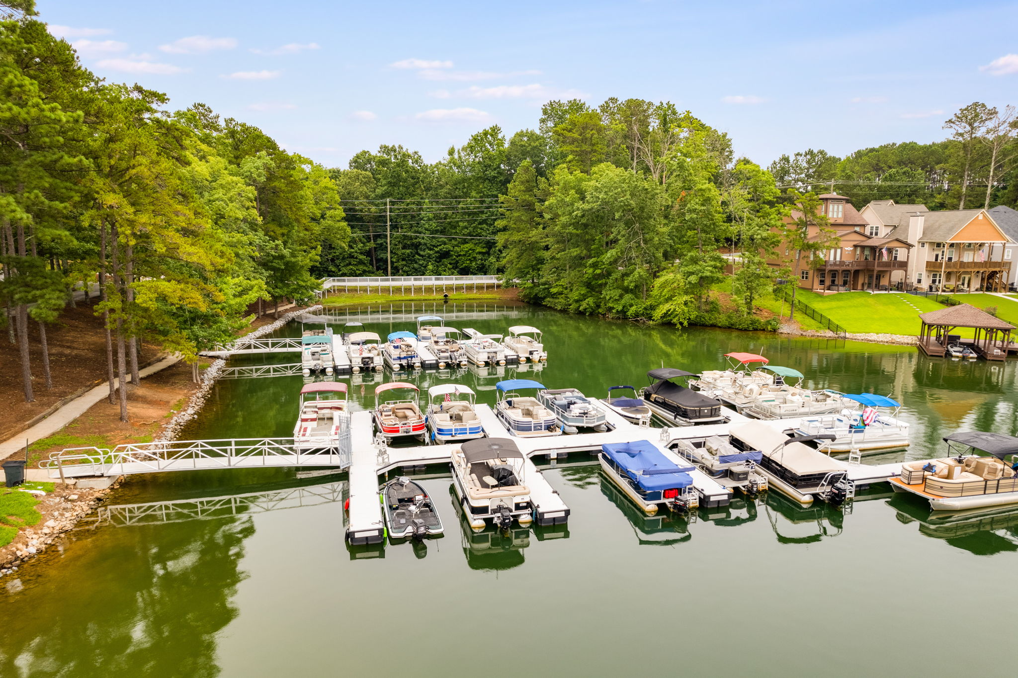 16-print-1602-lakeview-pkwy