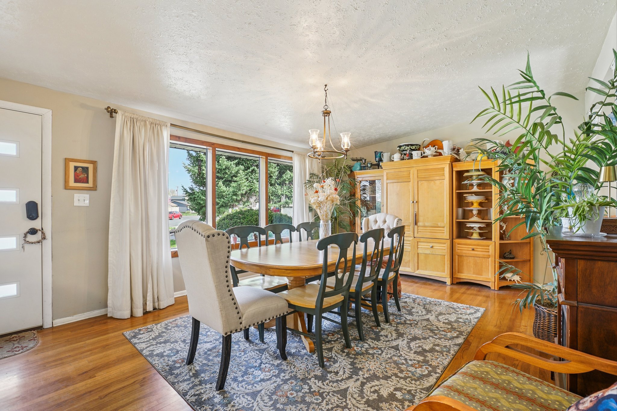 Lovely Living Area w/High Ceiling.jpg