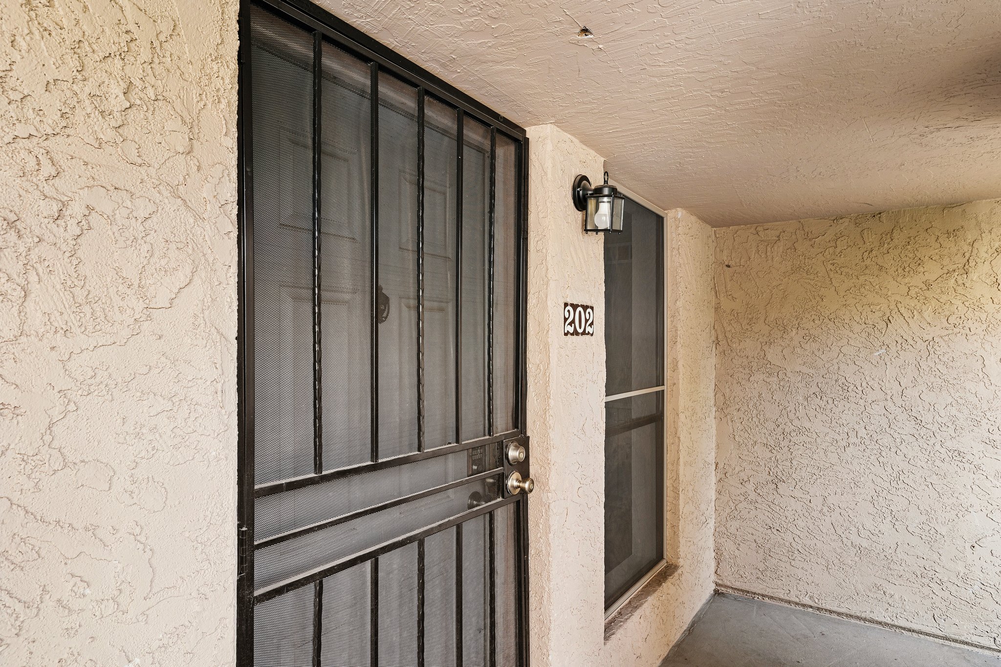 3131 W Cochise Dr 202 - 003.jpg