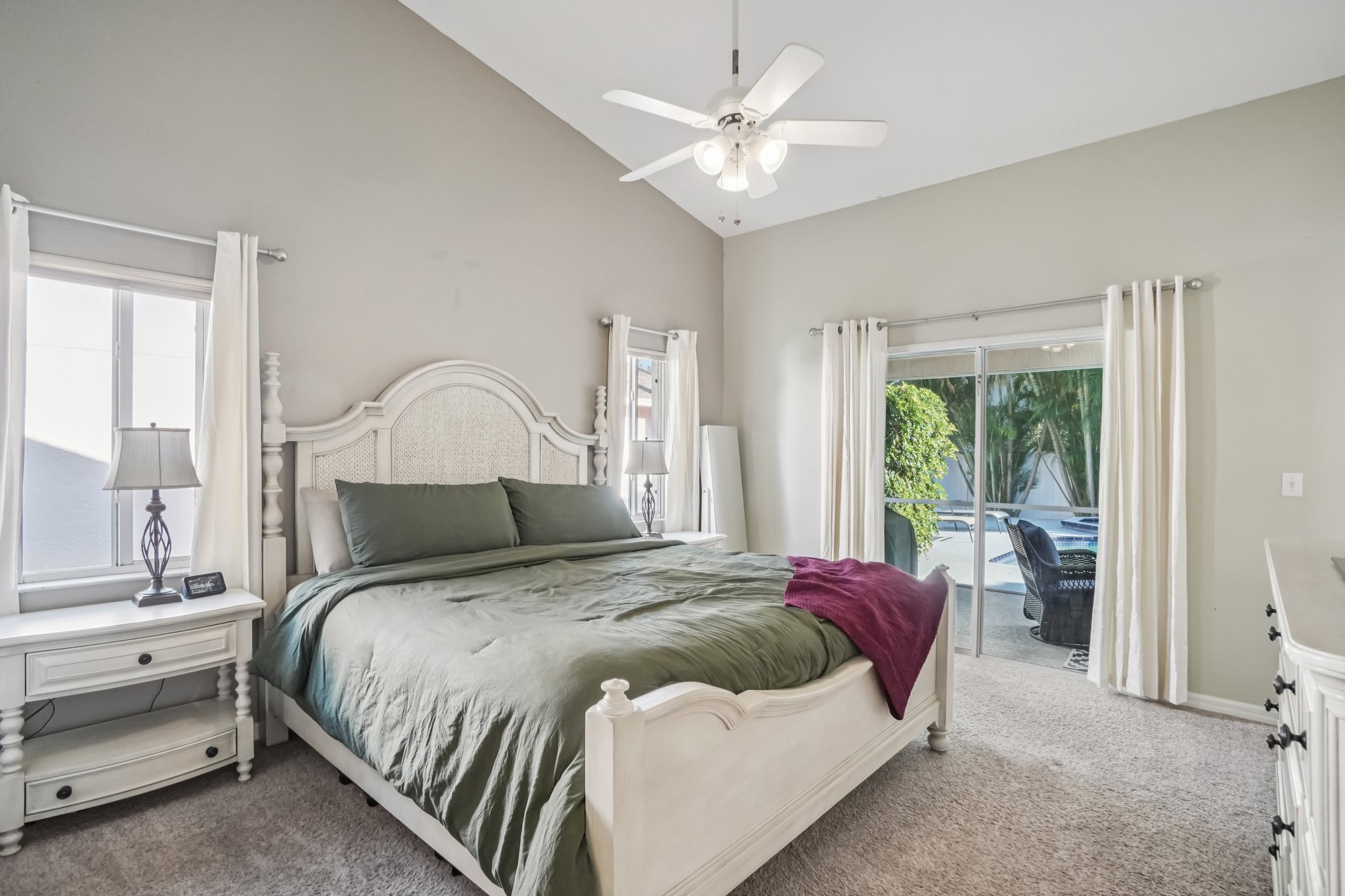 Shoreline Dr-S0512-029.jpg