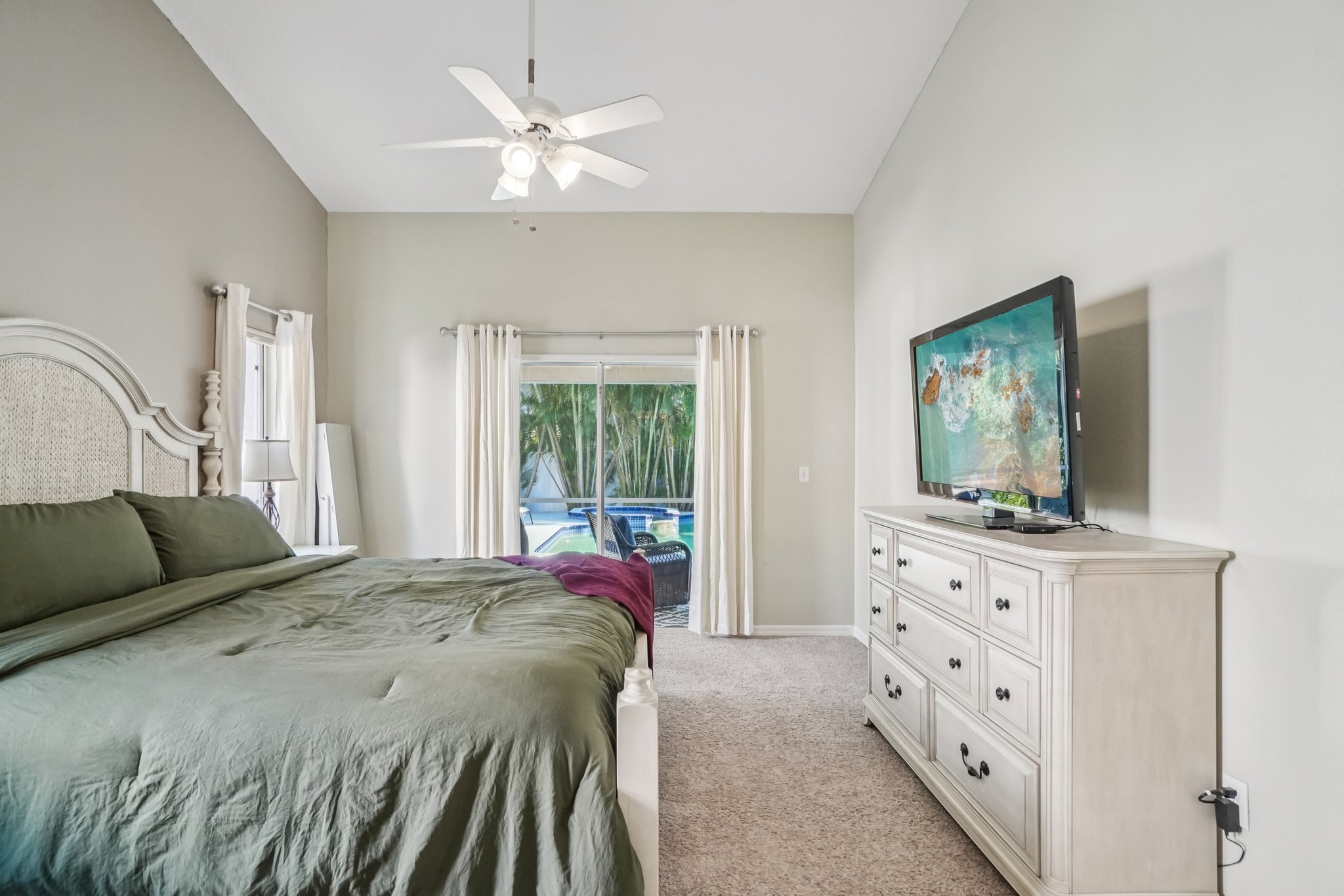 Shoreline Dr-S0512-031.jpg