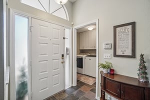 Shoreline Dr-S0512-006.jpg