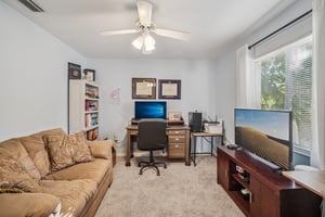 Shoreline Dr-S0512-020.jpg