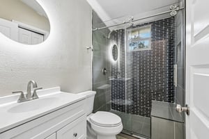 Sunlight Dr-S1806-027.jpg