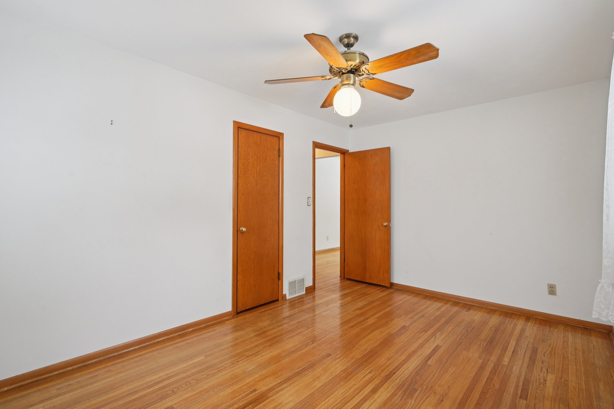 26th Ave N-S3112-022.jpg