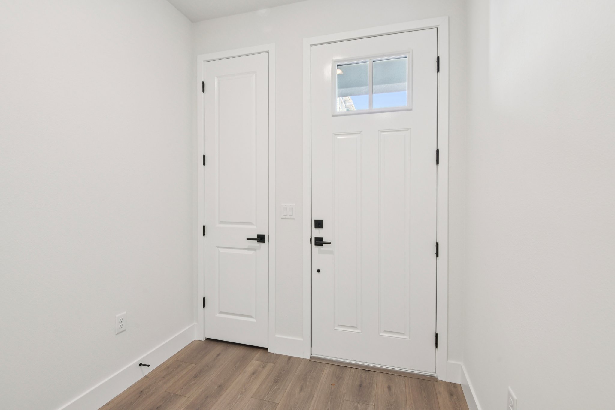 4th Ter N-S2703-004.jpg